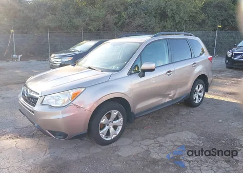 2014 Subaru Forester 2.5I Premium из США, поврежденный, VIN JF2SJAECXEH441739